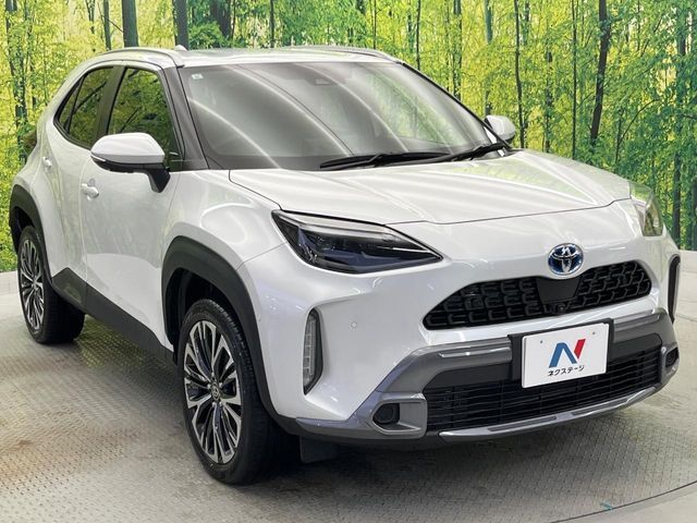 YARIS CROSS HYBRID