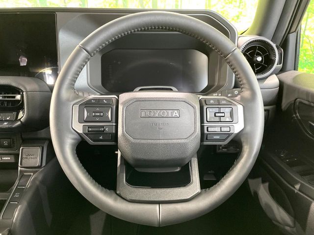 LANDCRUISER 250