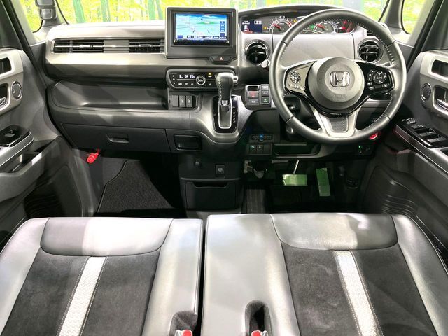 N BOX CUSTOM 4WD