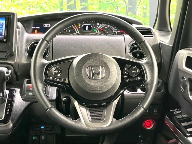 N BOX CUSTOM 4WD