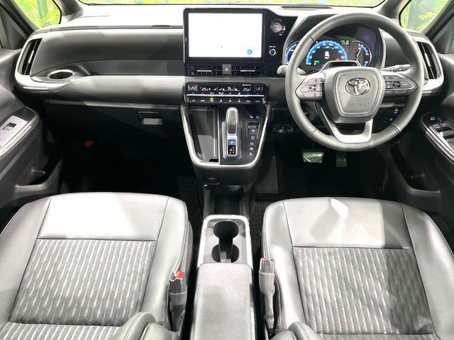 NOAH HYBRID 4WD