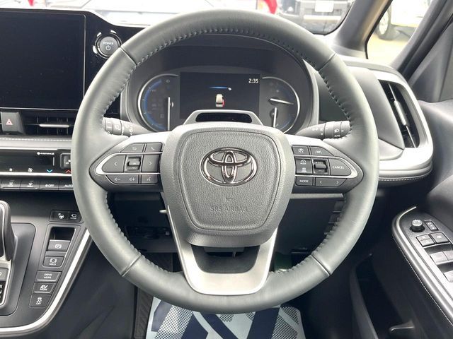 NOAH HYBRID 4WD