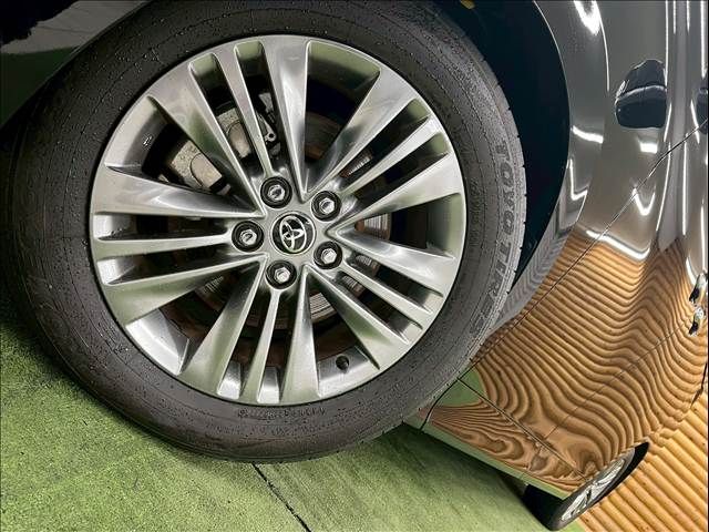 ALPHARD hybrid