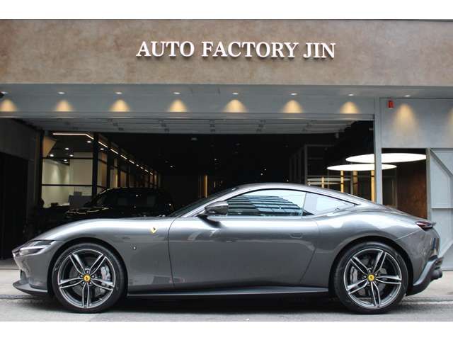 FERRARI Roma