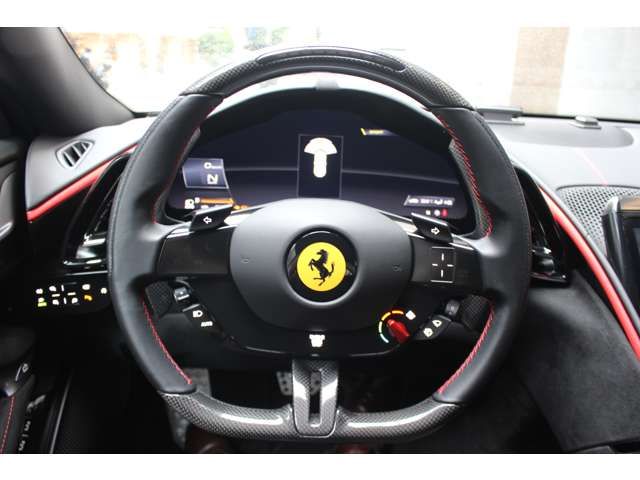FERRARI Roma