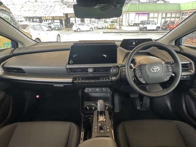 PRIUS PHV