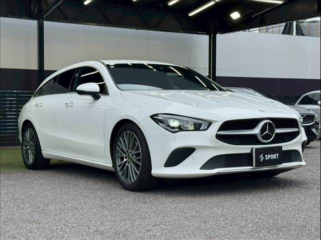 MERCEDES BENZ CLA Shooting Brake