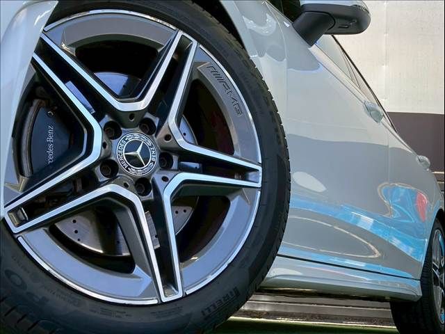 MERCEDES BENZ CLA Shooting Brake