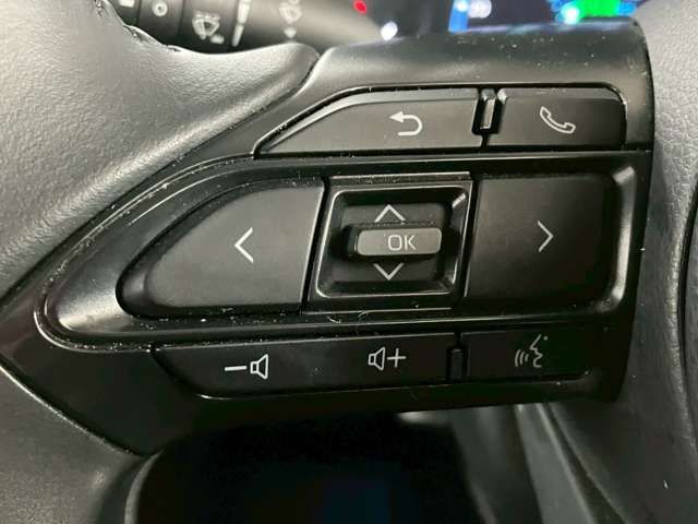 YARIS CROSS HYBRID
