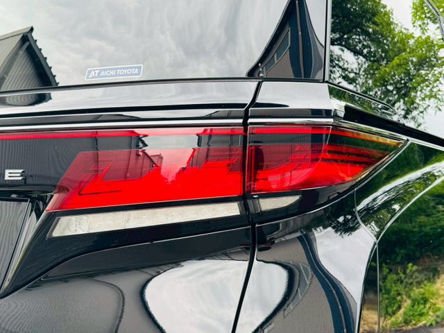 VELLFIRE  HYBRID