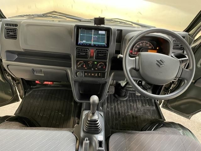 Super CARRY truck 4WD