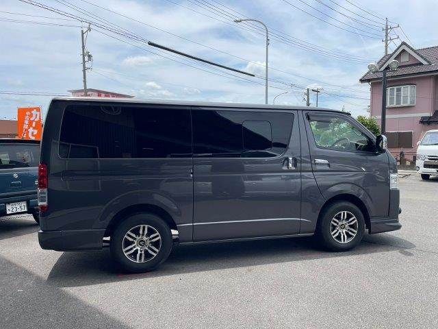 HIACE van 2WD