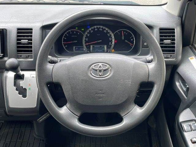 HIACE van 2WD