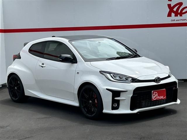 GR YARIS