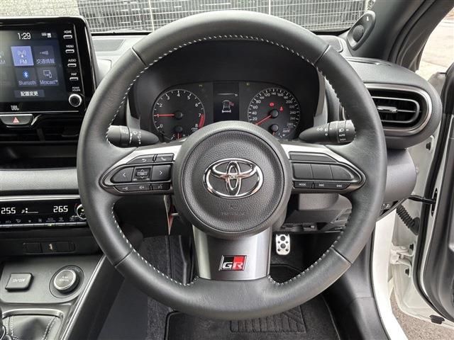 GR YARIS