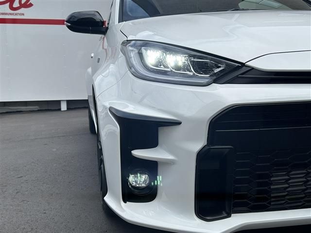 GR YARIS