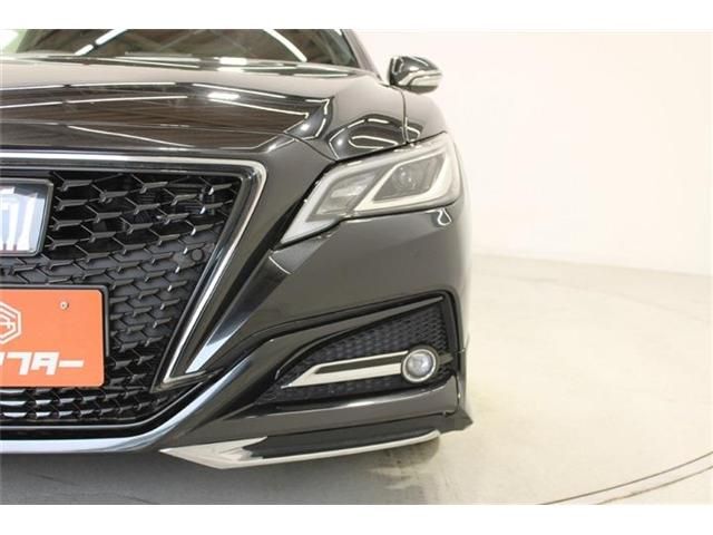 CROWN sedan hybrid 4WD