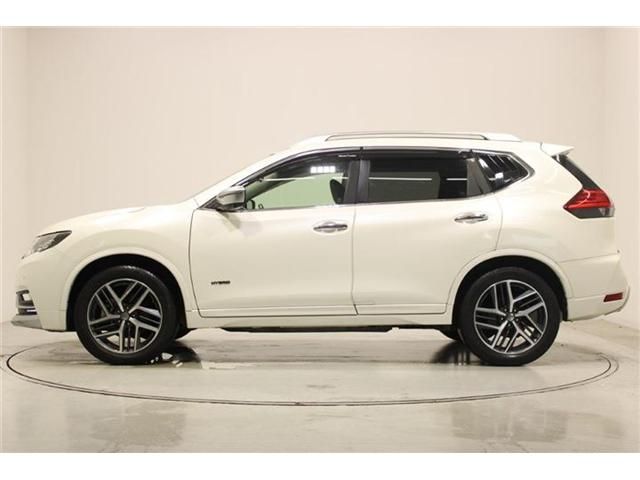 X-TRAIL HYBRID 4WD