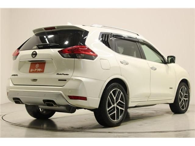 X-TRAIL HYBRID 4WD