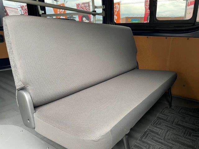 HIACE van 2WD