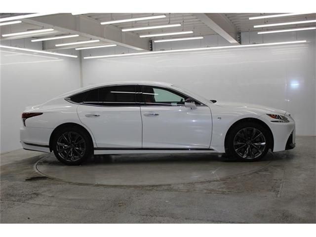 LEXUS LS500