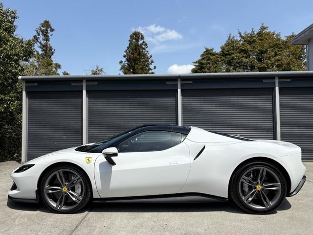 FERRARI 296 GTS