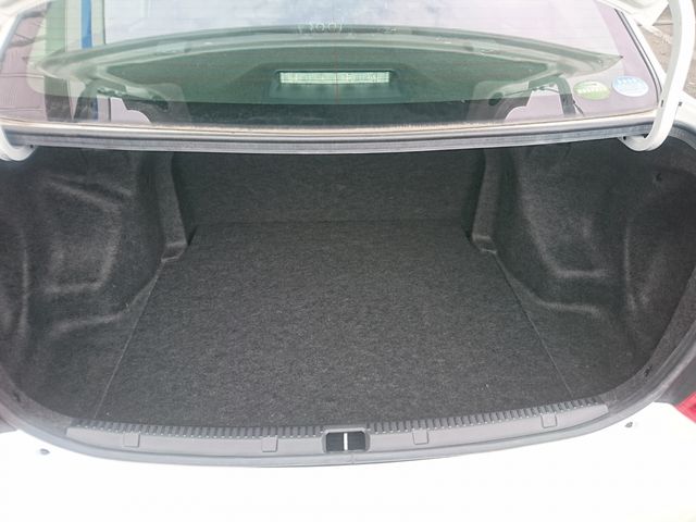 COROLLA AXIO