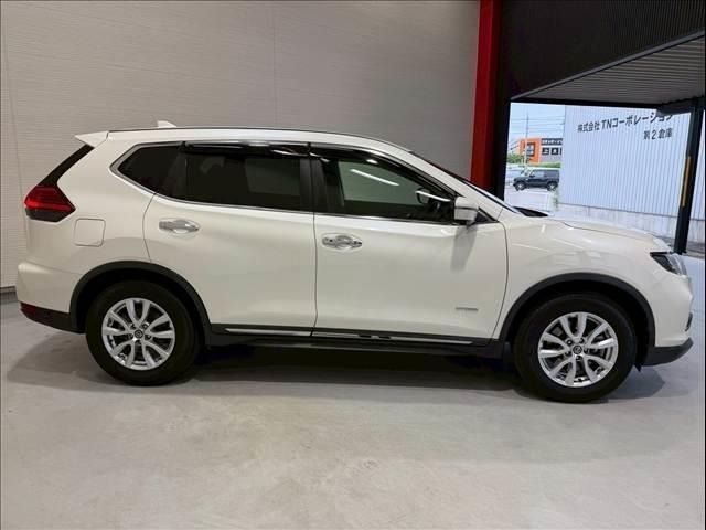 X-TRAIL HYBRID 4WD