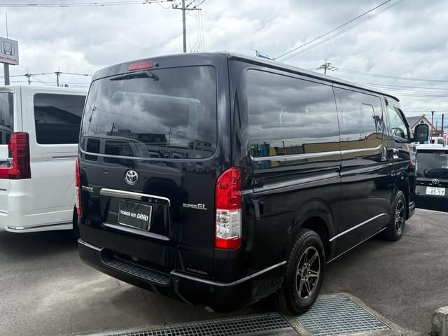 HIACE van 2WD