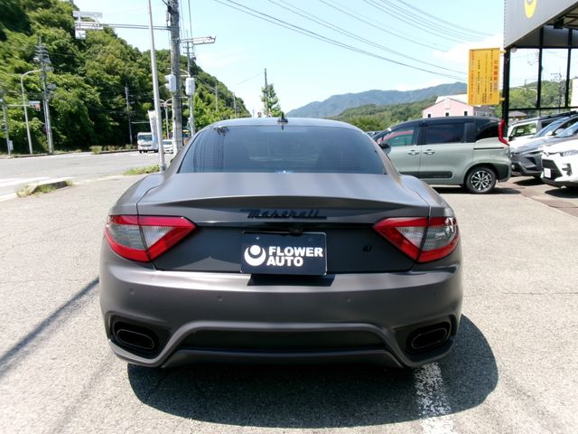 MASERATI GRANTURISMO
