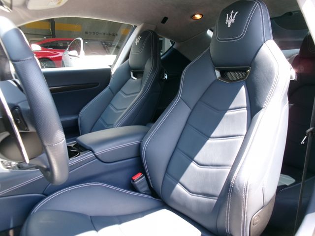 MASERATI GRANTURISMO