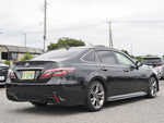 CROWN sedan hybrid