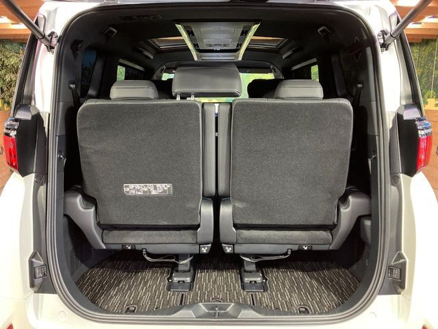 ALPHARD hybrid