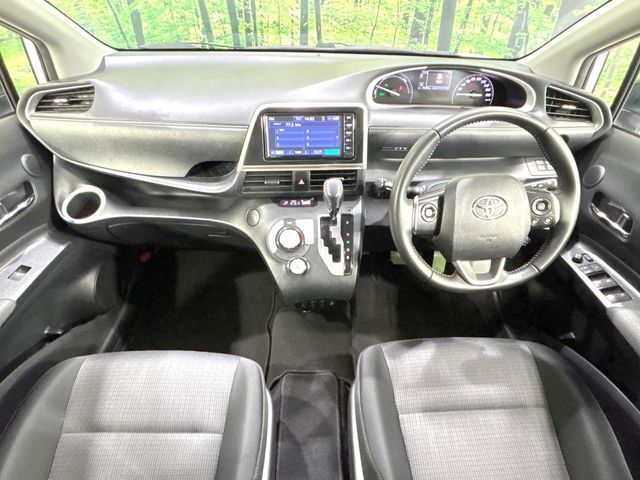 SIENTA HYBRID