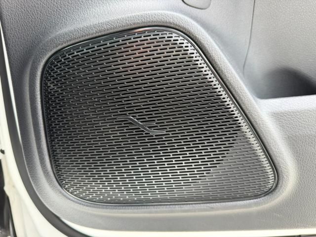 MERCEDES BENZ EQB