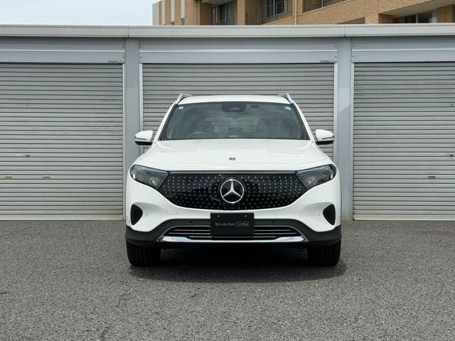 MERCEDES BENZ EQB