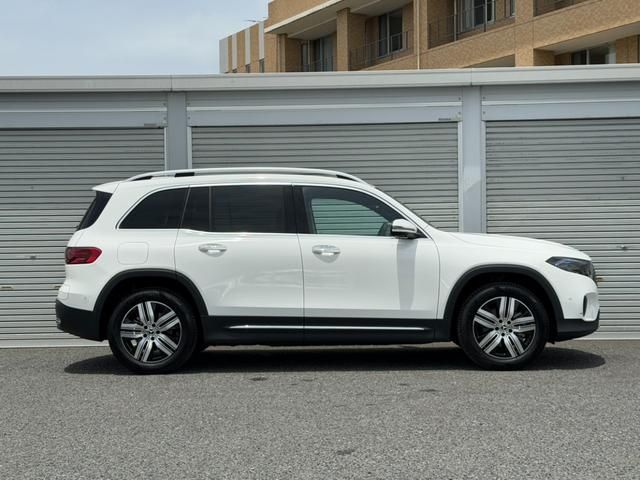 MERCEDES BENZ EQB