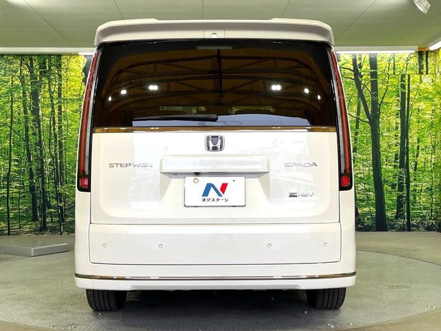 STEPWAGON e:HEV SPADA