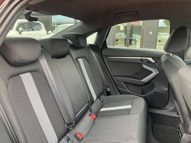 AUDI A3 Sedan