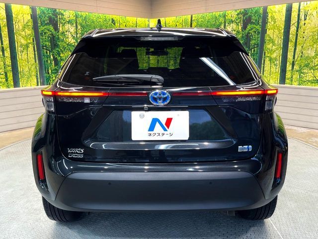 YARIS CROSS HYBRID