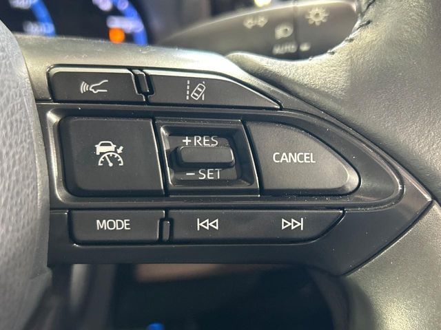 YARIS CROSS HYBRID