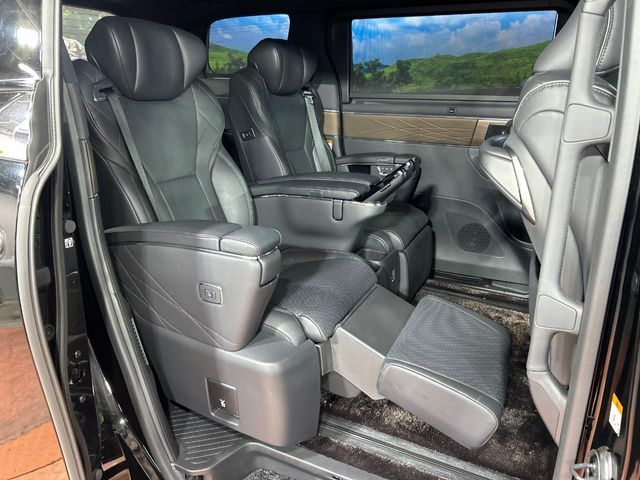 VELLFIRE  HYBRID