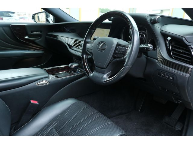 LEXUS LS500h