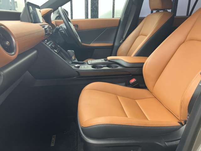 LEXUS IS300