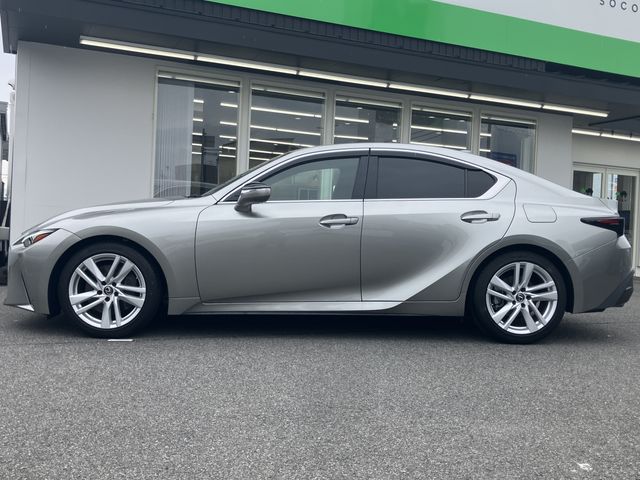 LEXUS IS300