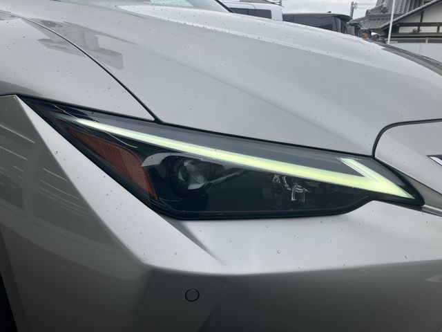LEXUS IS300
