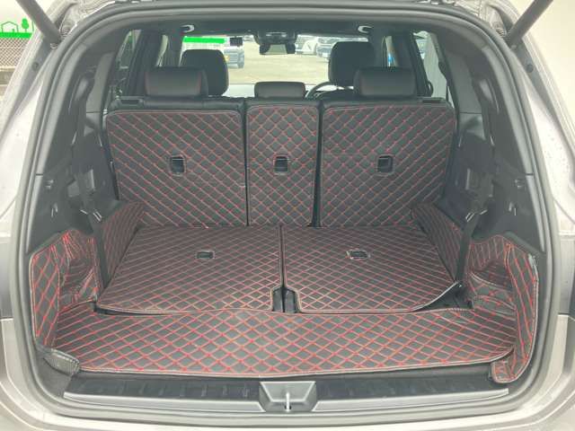MERCEDES BENZ GLB