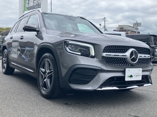 MERCEDES BENZ GLB