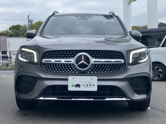 MERCEDES BENZ GLB