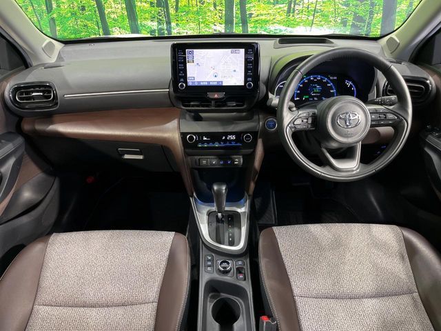 YARIS CROSS HYBRID